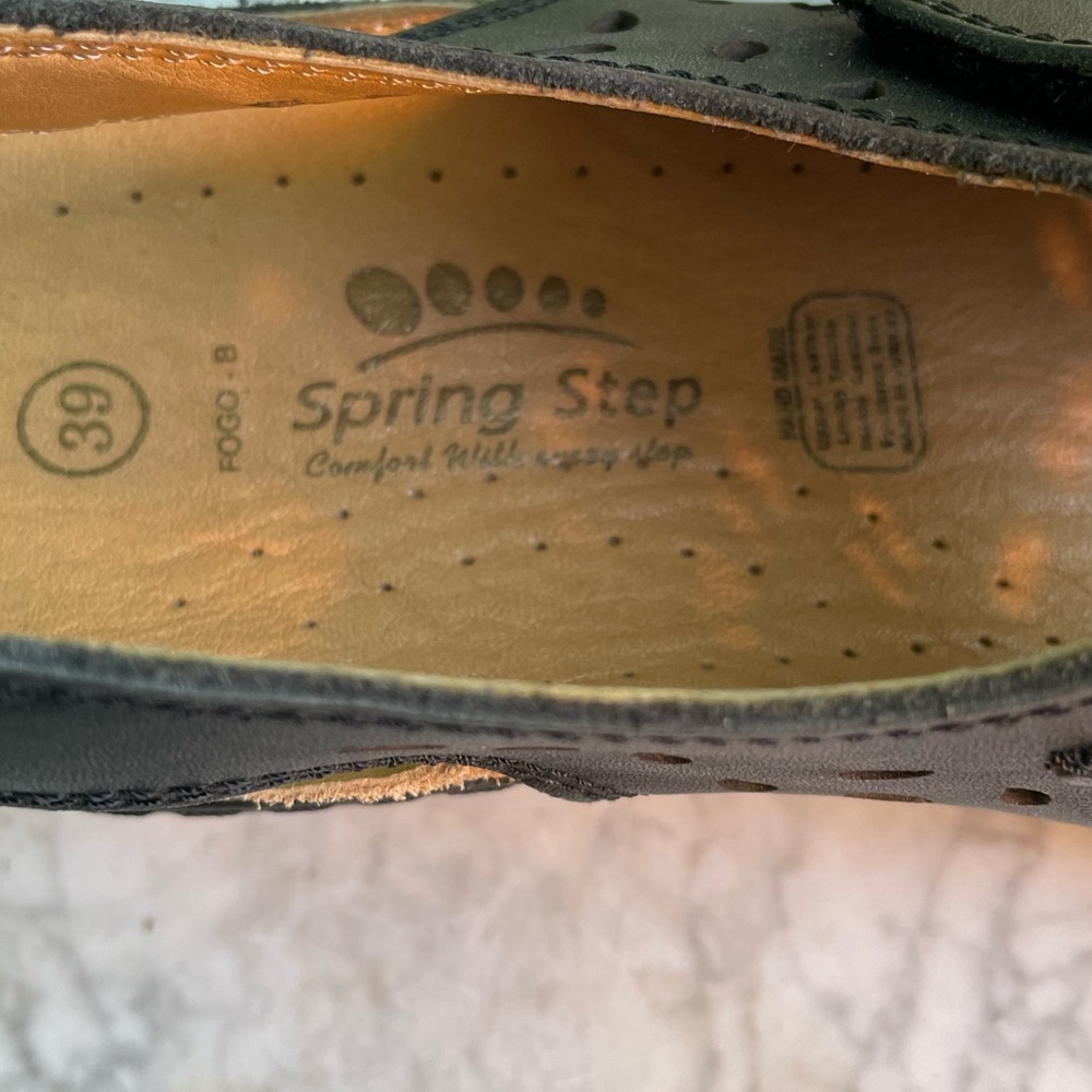 Spring Step Black Mary Janes - Picture 6 of 6